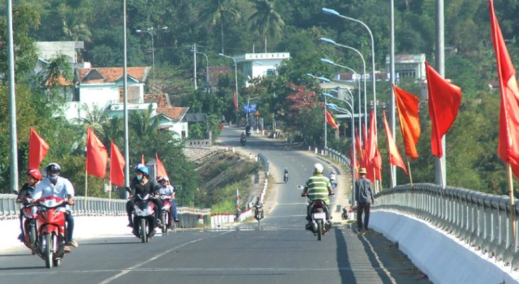 Xe Đưa Đón Sân Bay Tuy Hòa đi Đồng Xuân